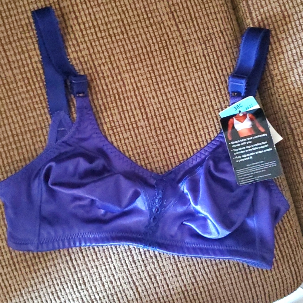 NWT Women's Bra by Bali Size 36C